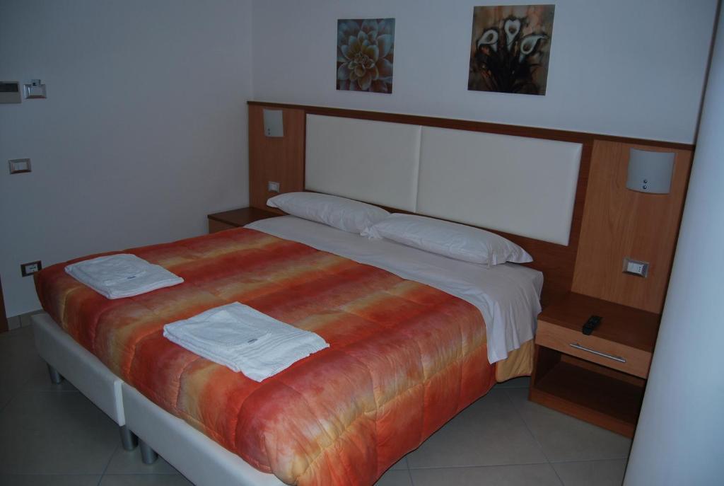 Hotel Europa Nereto Phòng bức ảnh