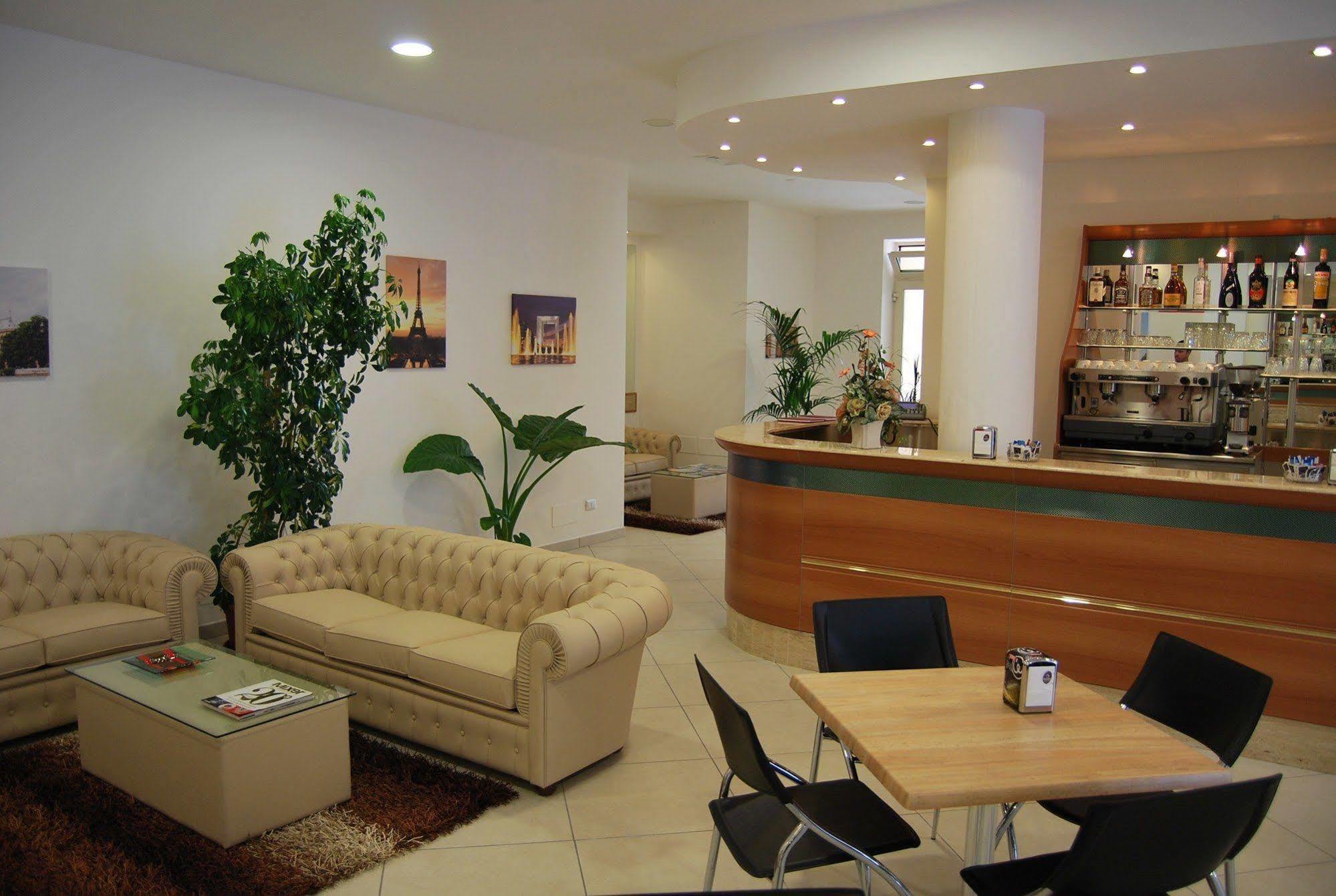 Hotel Europa Nereto Ngoại thất bức ảnh